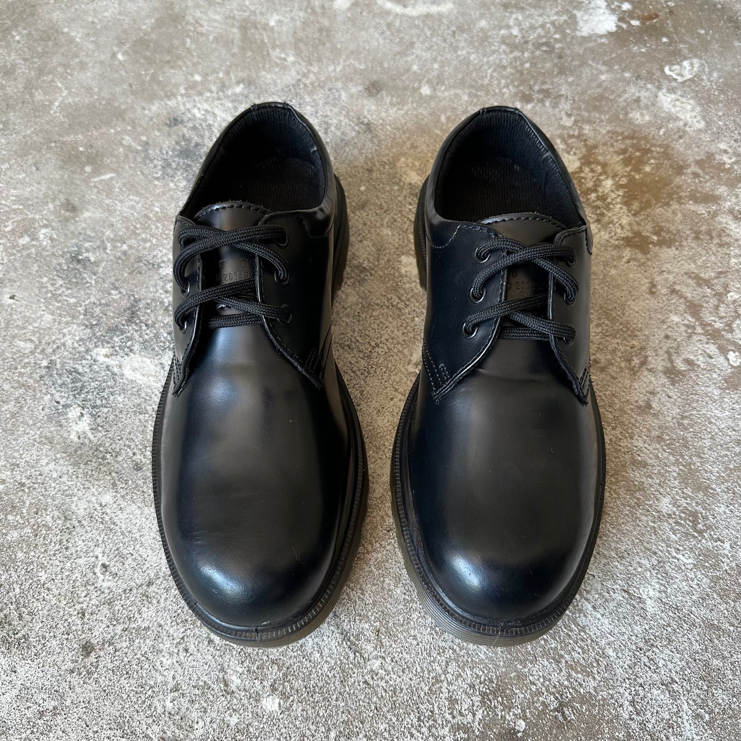 Classic Shoes - 39
