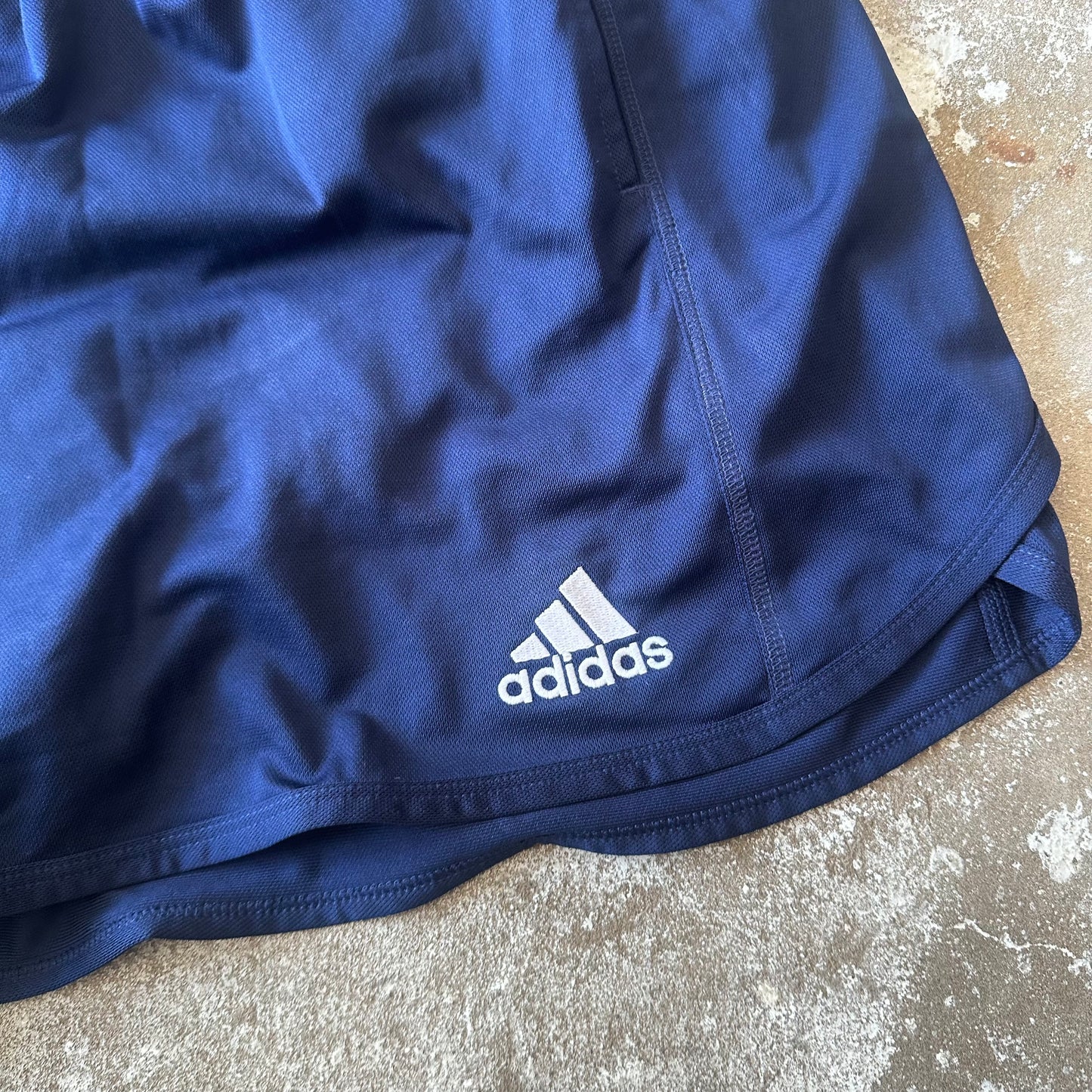 90’s Adidas Shorts - XL