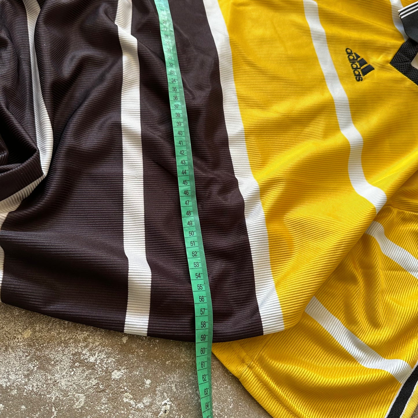 Adidas Vintage 90s Jersey - XL