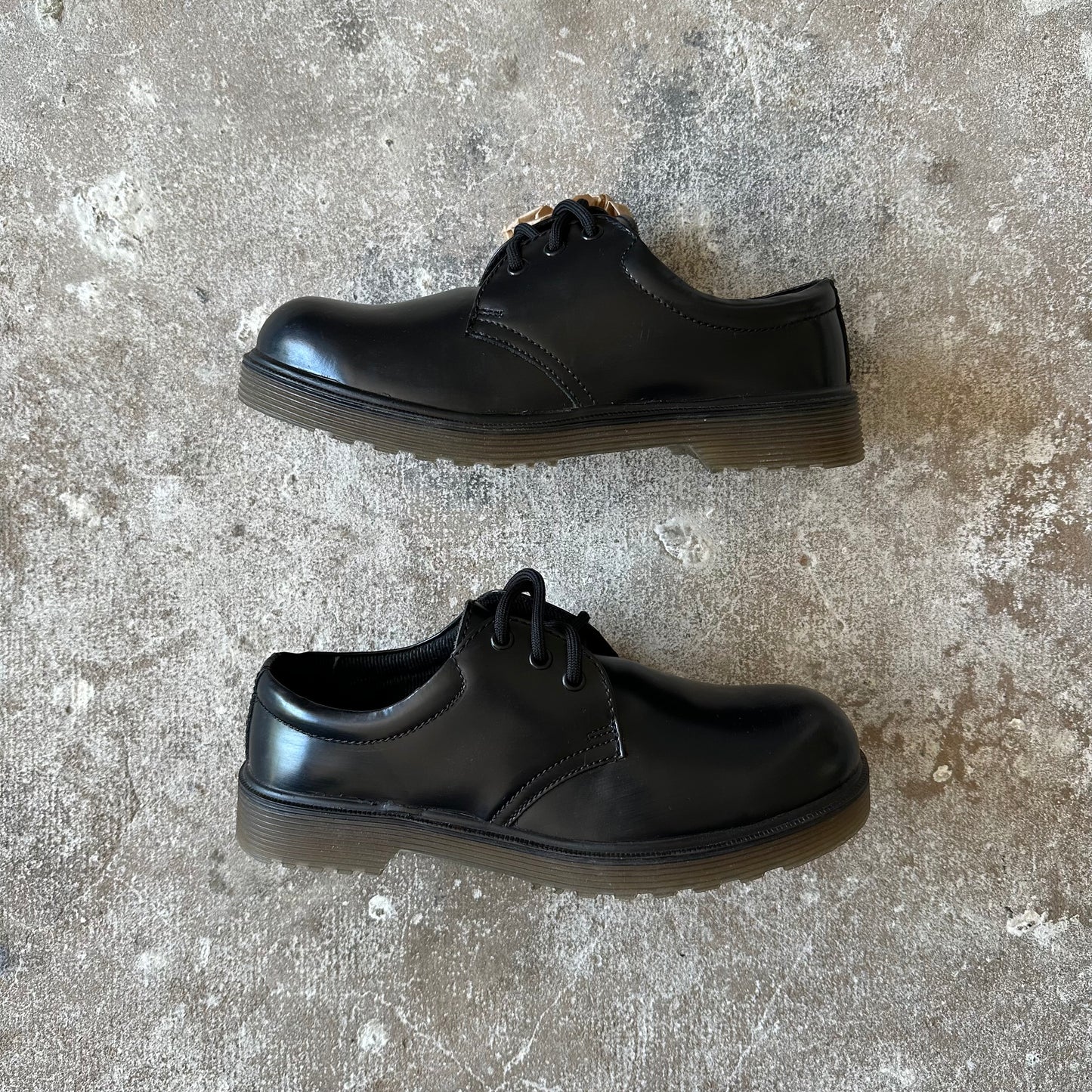 Classic Shoes - 39