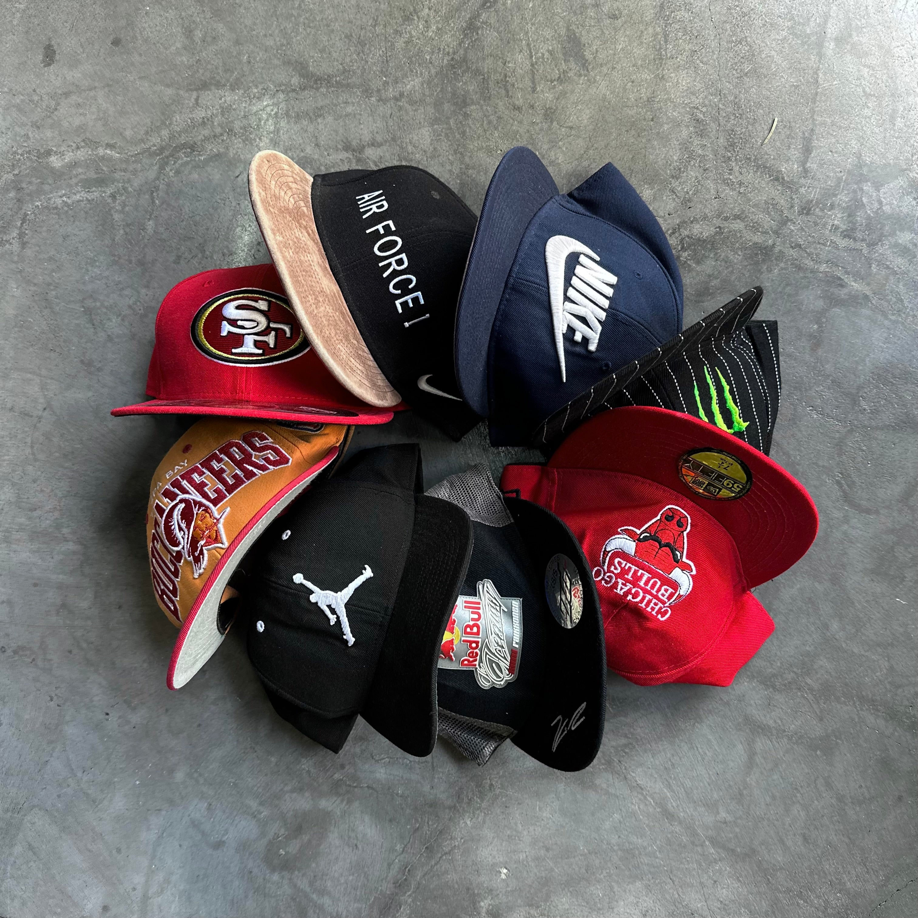 Caps