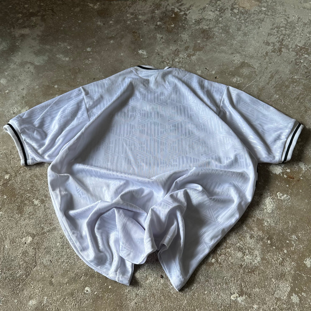 Asics White Tshirt - L