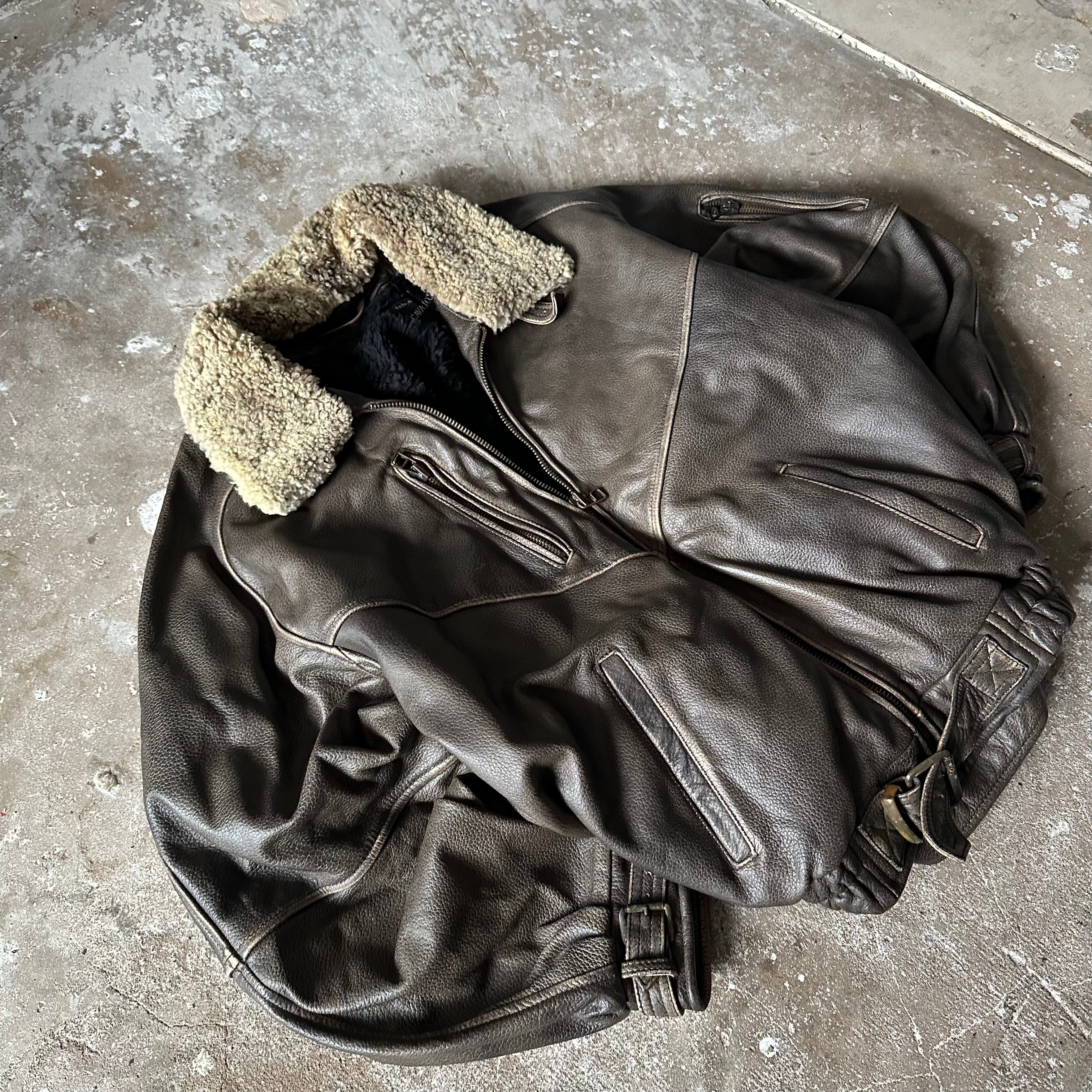 Vintage leather bomber jacket - XL
