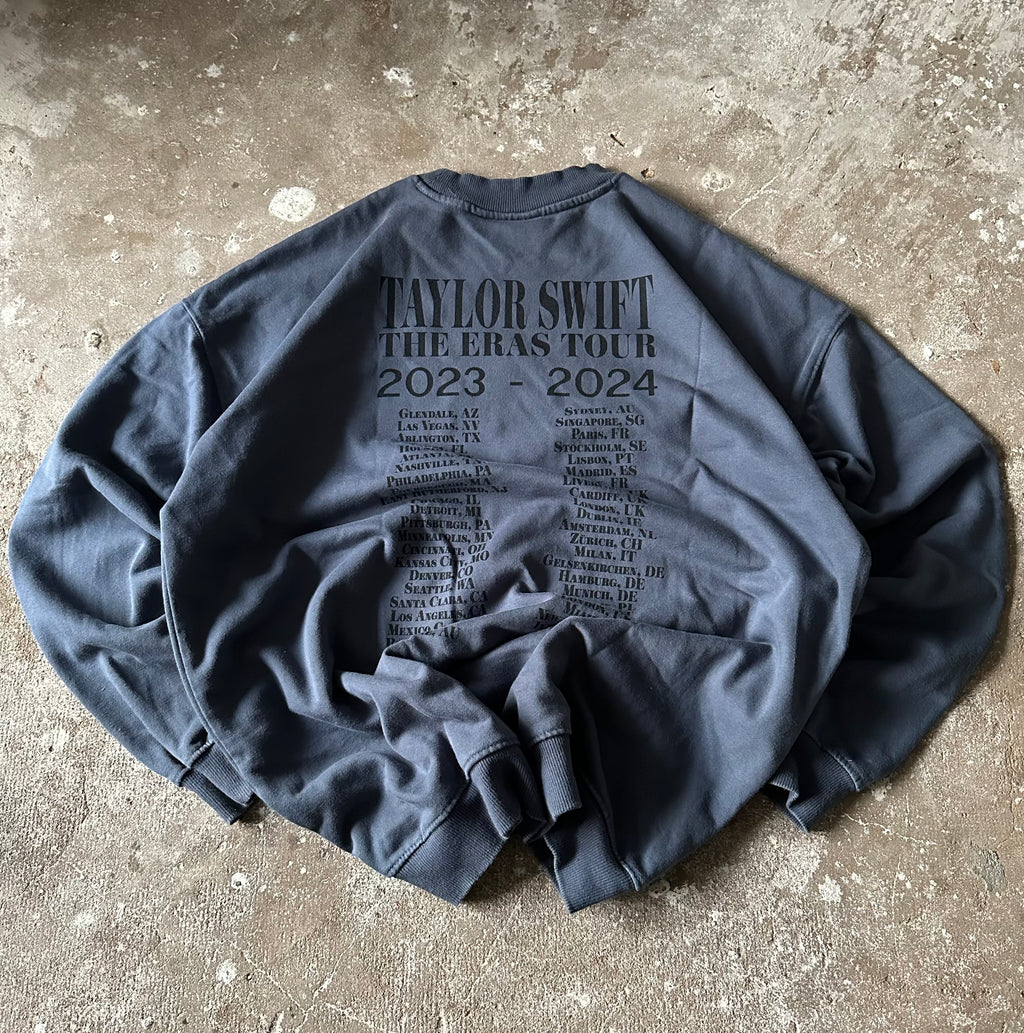 Taylor Swift Eras Tour Sweatshirt - M