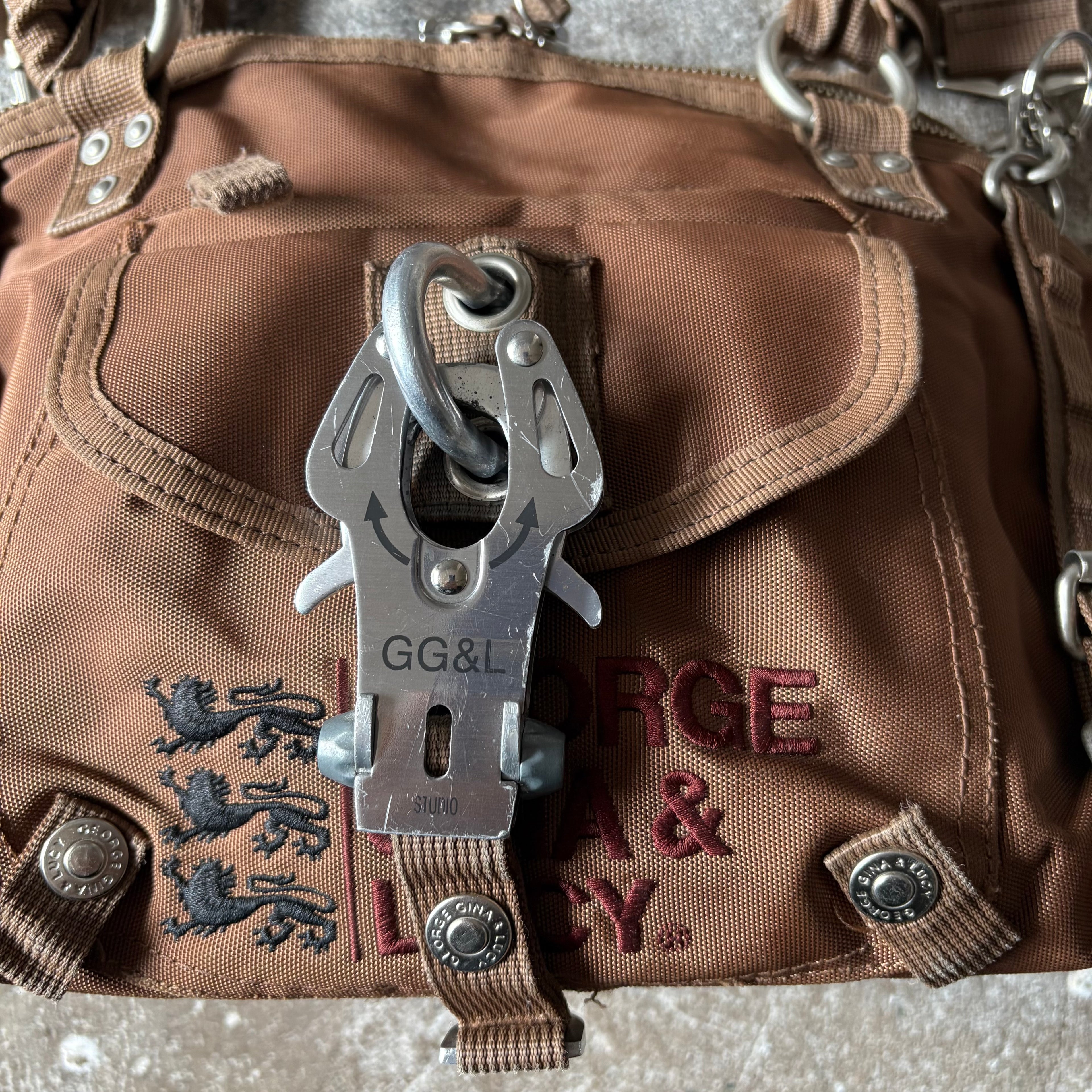 George Gina & Lucy Brown Bag