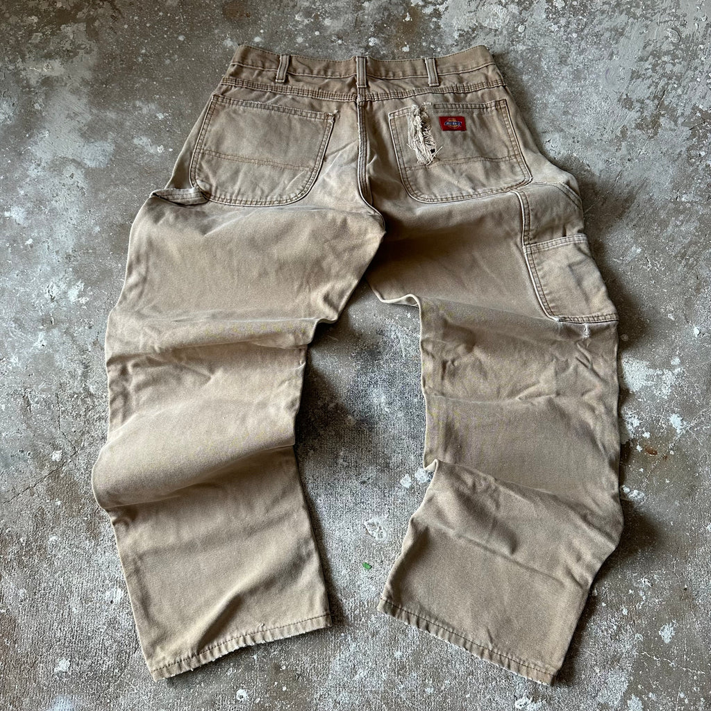 Dickies Distressed Jeans - 32