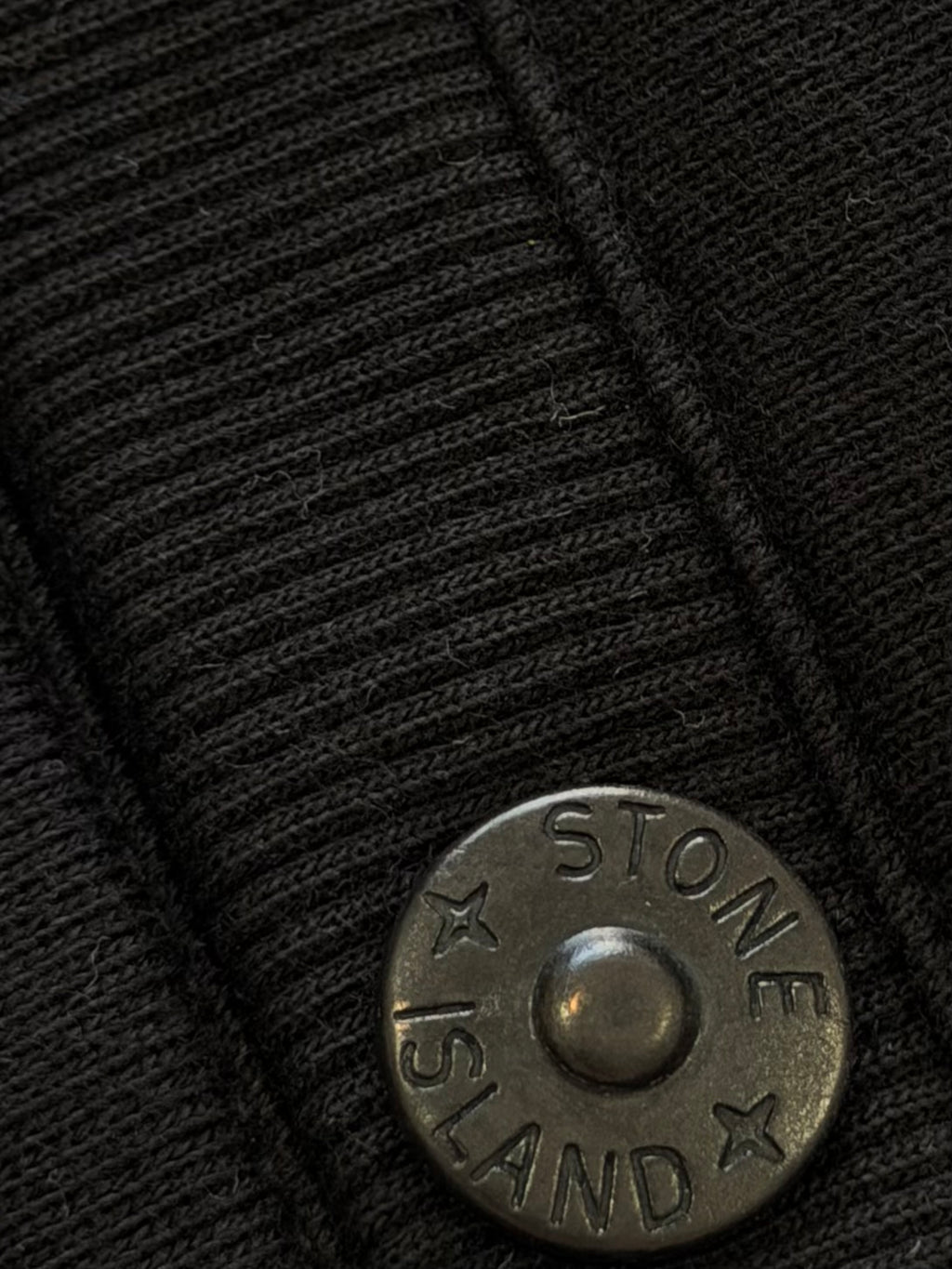 Stone Island black cargo sweatpants- S