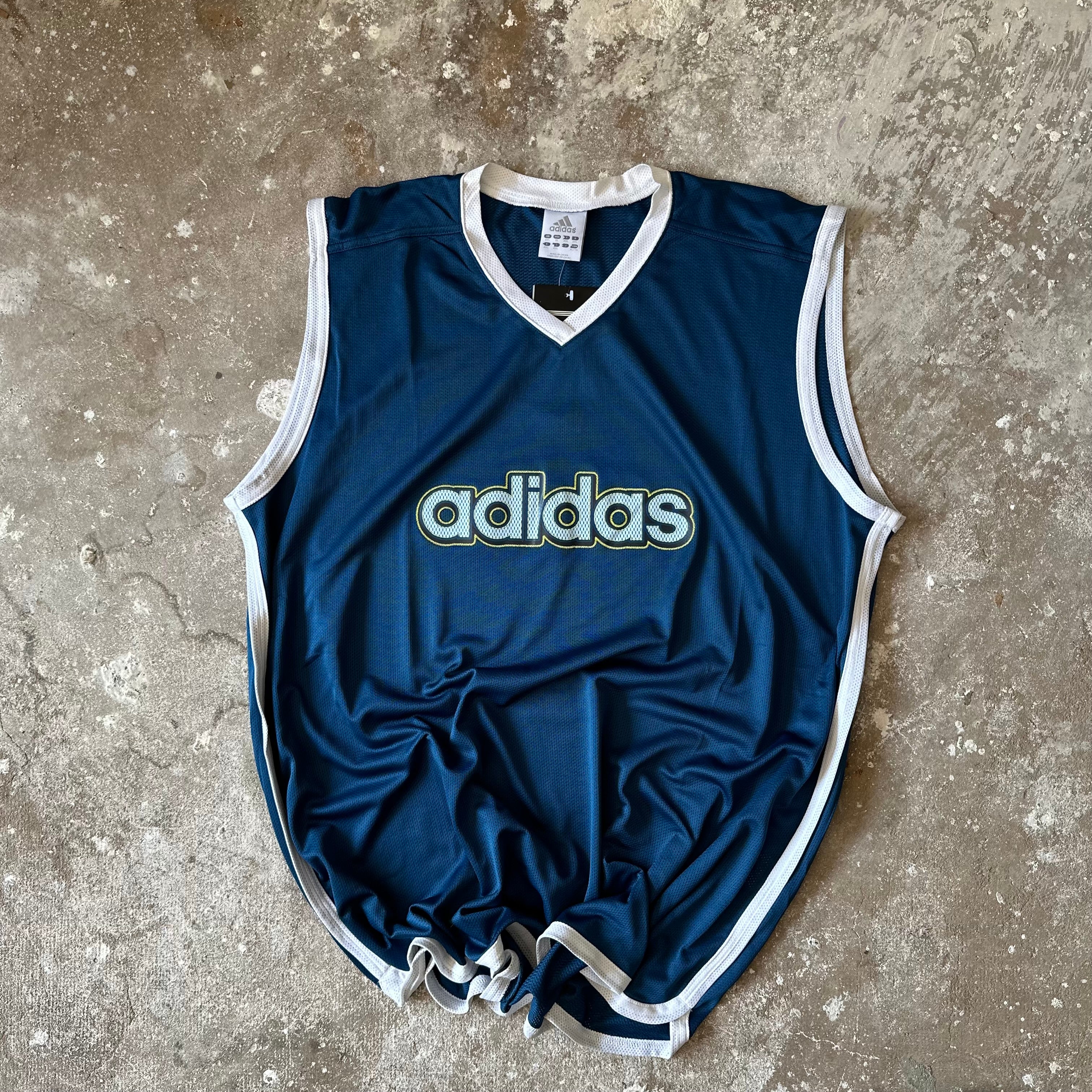 Adidas Jersey - XL