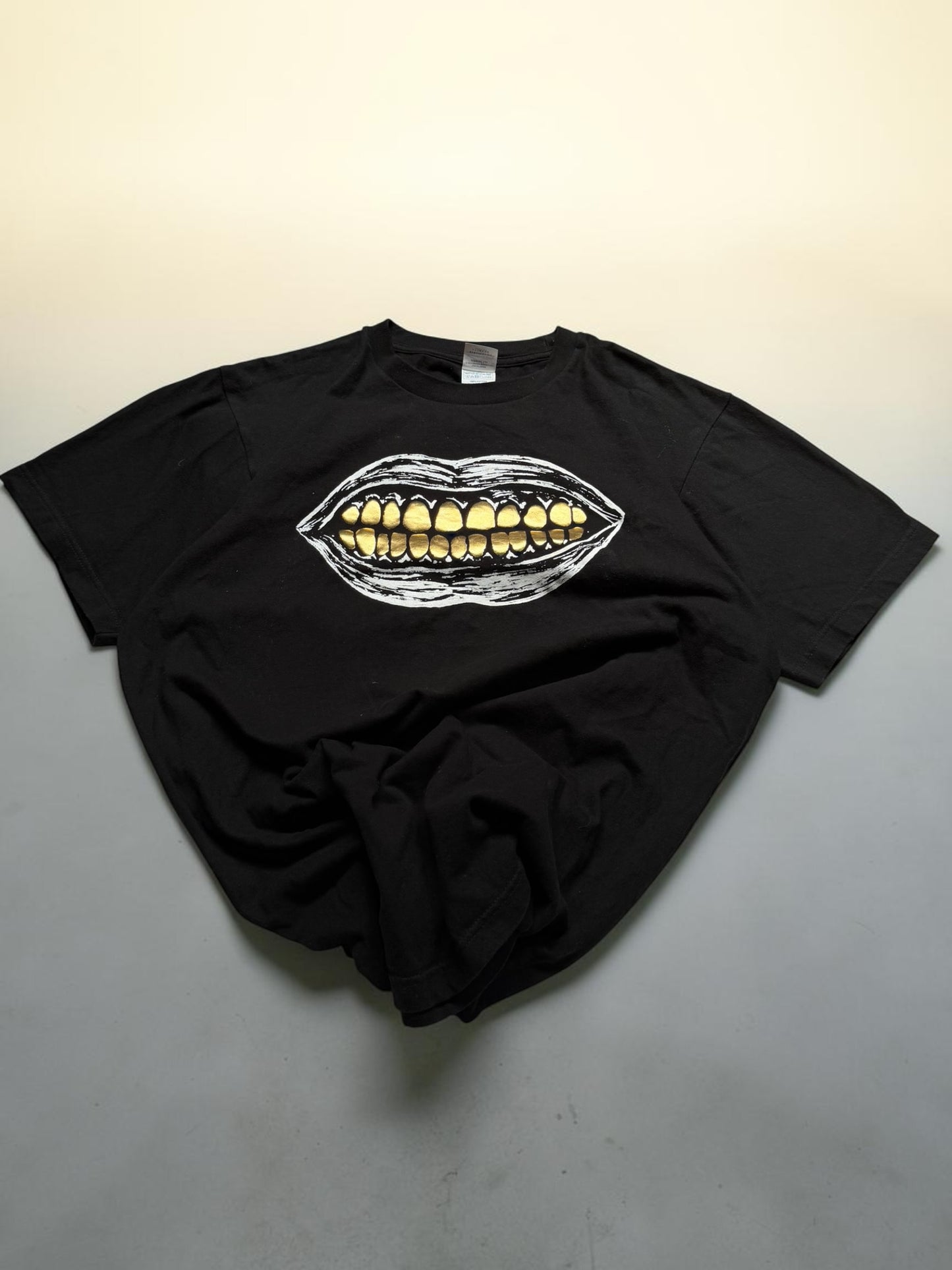 Graphic Black Tshirt- M