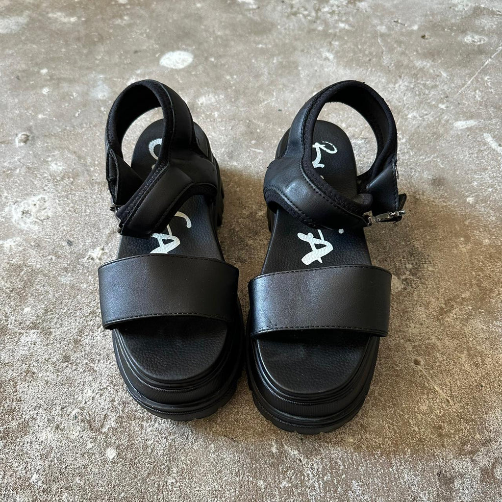 Buffalo London Chunky Platform Sandals Black – 40