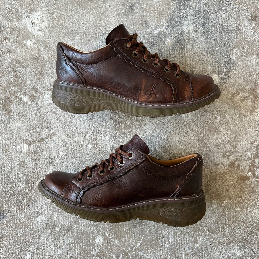 Rare 90s Dr. Martens Whiskey Brown Scalloped - 41