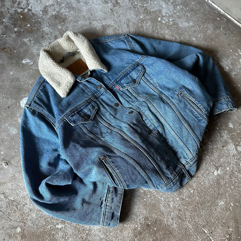 Levi’s sherpa-lined denim jacket - XL