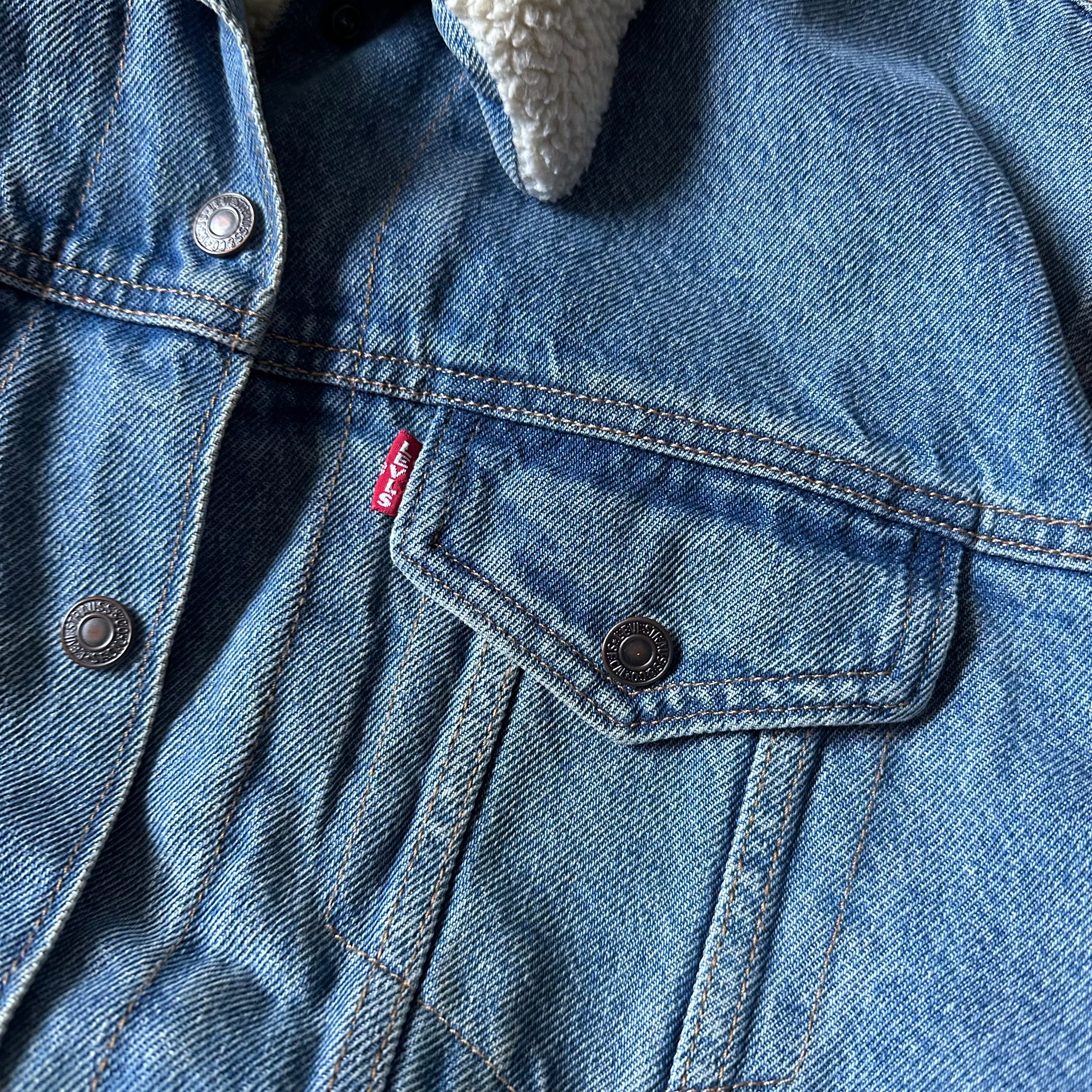 Levi’s sherpa-lined denim jacket - XL