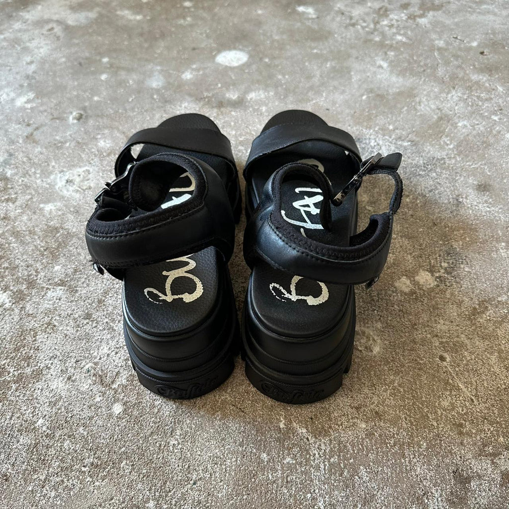 Buffalo London Chunky Platform Sandals Black – 40
